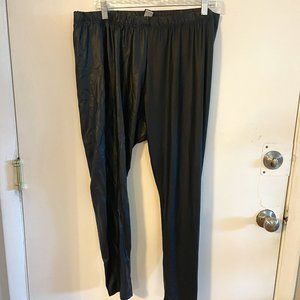 Black faux leather leggings